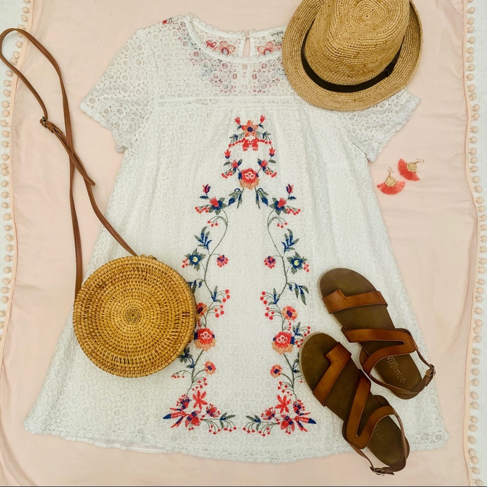 EUC Umgee lace boho mini dress size s